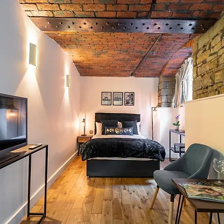 Apartment Mandega House
